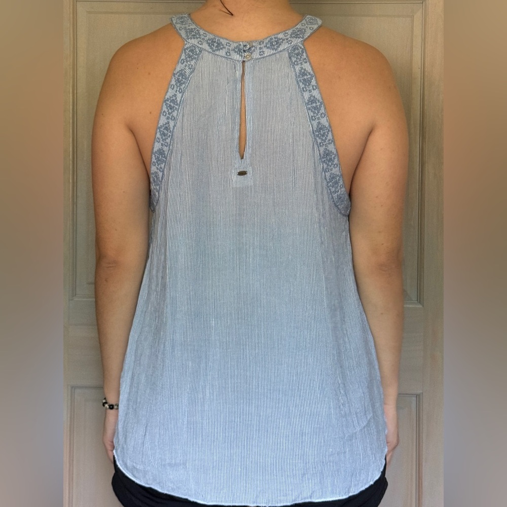 High neck striped Flowy tank top - Picture 3 of 8